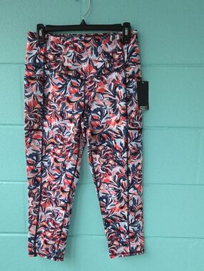NWT "RB3" Colorful Woman's Leggings Size Medium